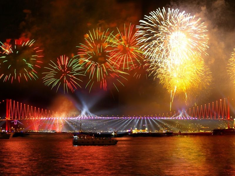 istanbul New Year Eve Dinner Party